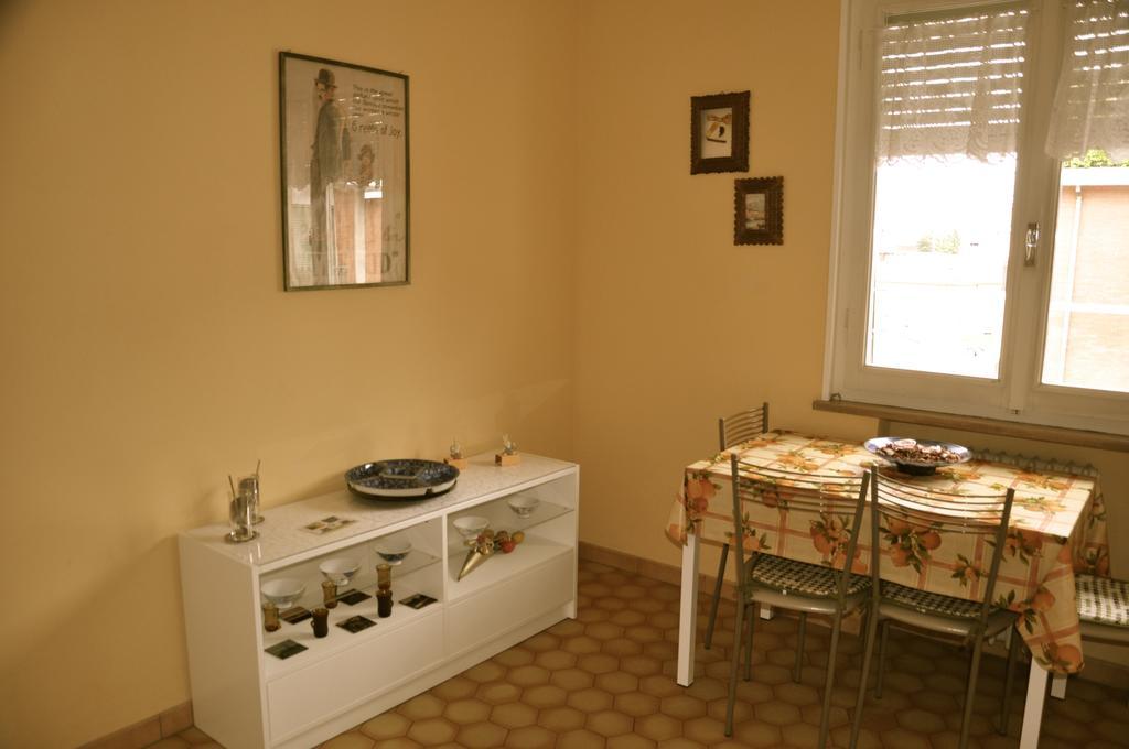 Apartment Montebello Parma Rom bilde