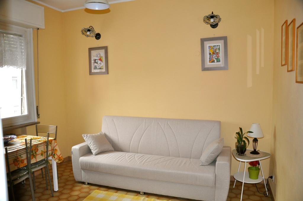 Apartment Montebello Parma Eksteriør bilde